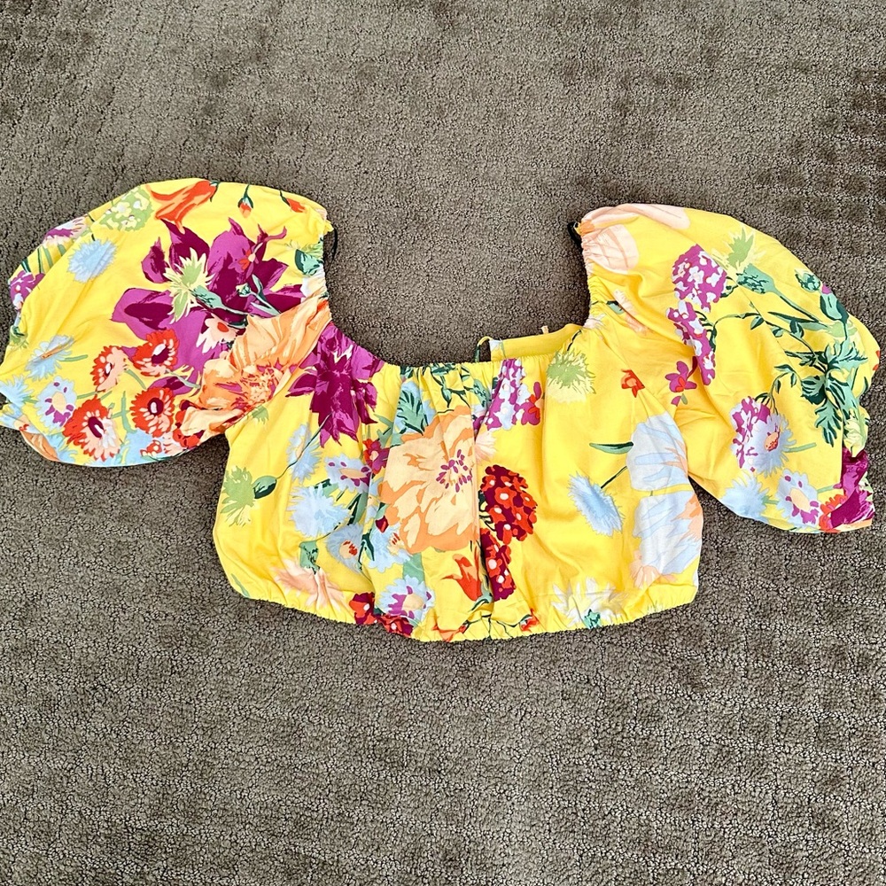 Floral crop top